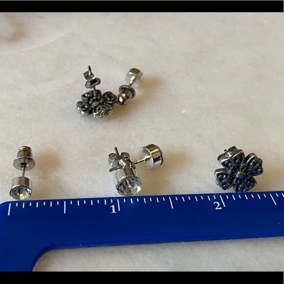 3 set lot of pierced stud earrings filigree bow clover boho hippie - Picture 3 of 6